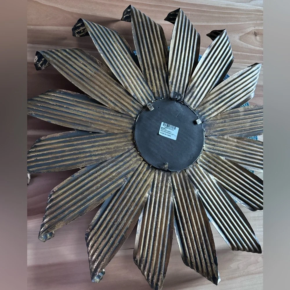 Original Pier 1 Sunburst Bronze Tone 23” Diameter Metal Wall Mirror